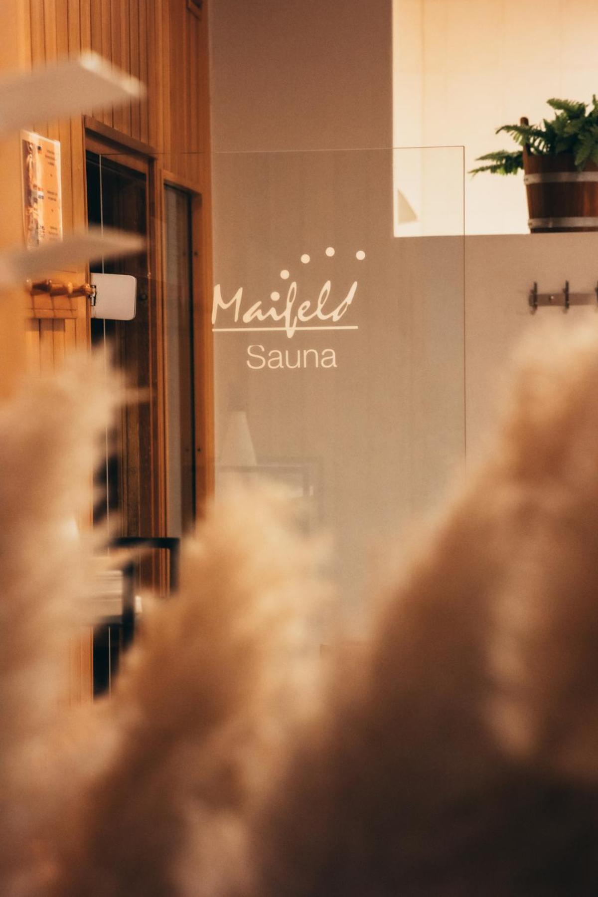 Maifeld Sport- Und Tagungshotel فرل المظهر الخارجي الصورة