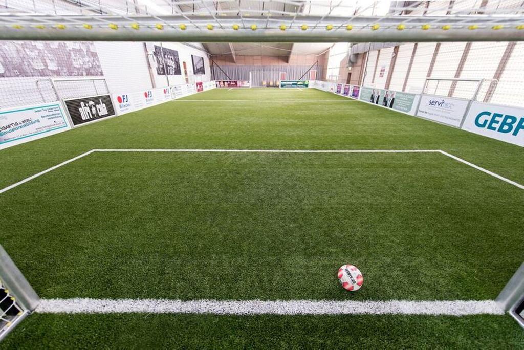 Maifeld Sport- Und Tagungshotel فرل المظهر الخارجي الصورة